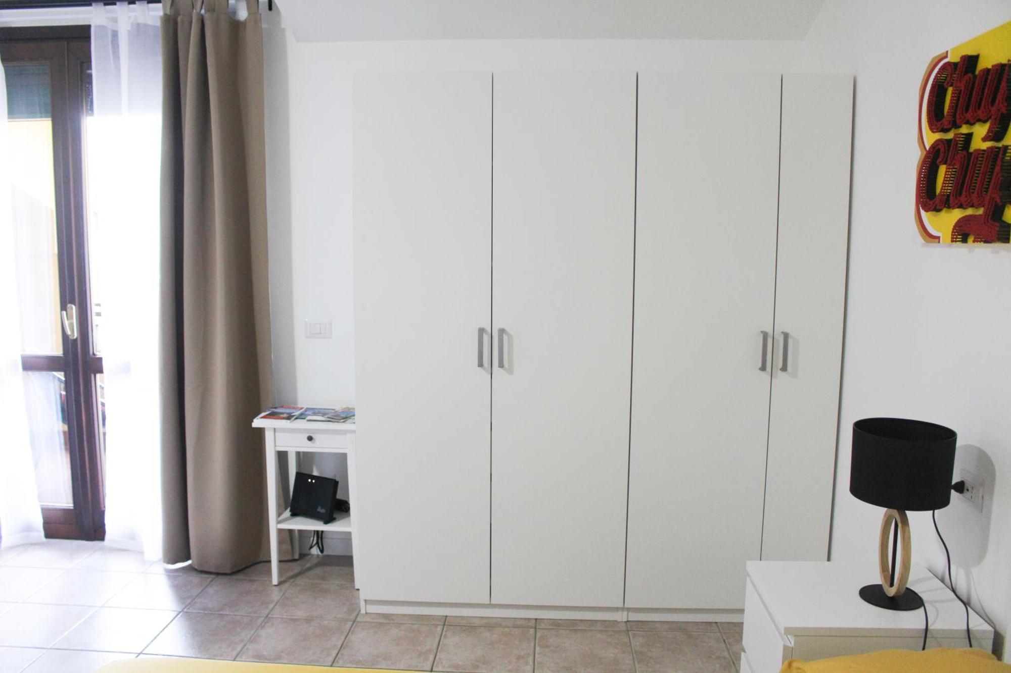 La Suite Dell'Artista Swimming Pool And Air Conditioning Stresa Bagian luar foto
